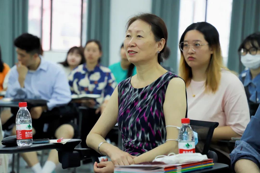 澳门网投唯一官网国际创意学院院长滕伟丽教授